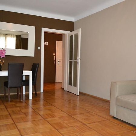 Goldfisch Apartment Hoher Markt Виена Екстериор снимка