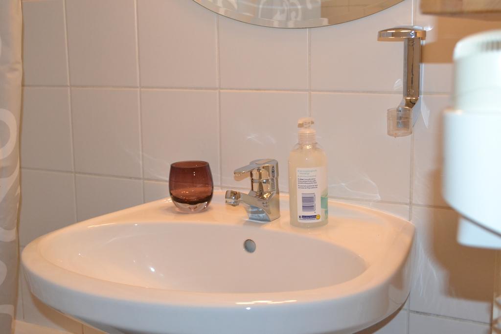 Goldfisch Apartment Hoher Markt Виена Екстериор снимка