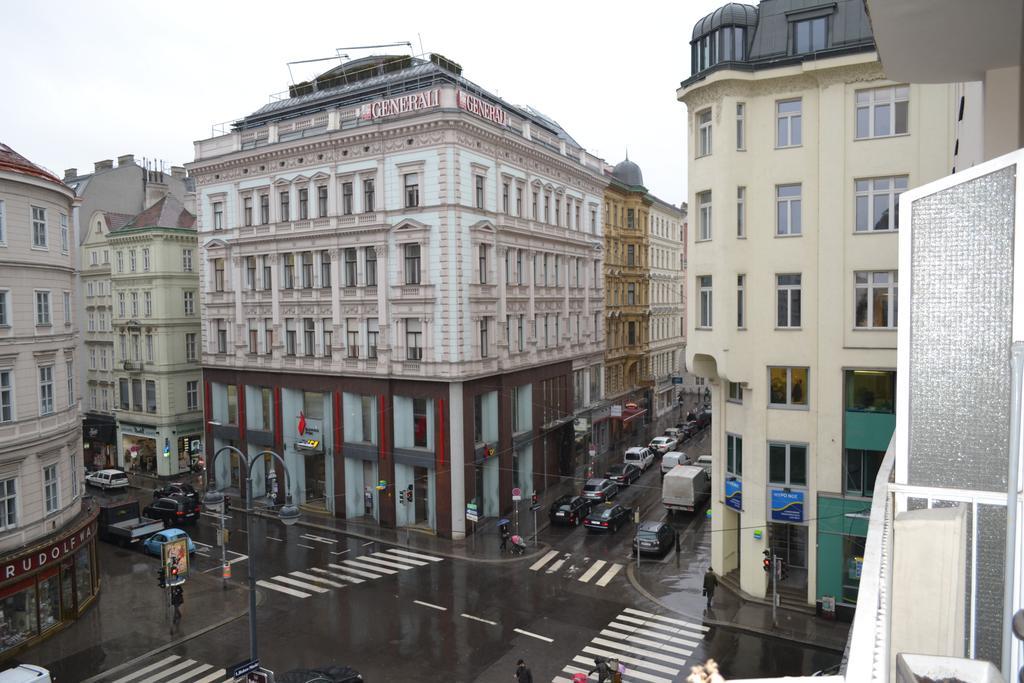Goldfisch Apartment Hoher Markt Виена Екстериор снимка